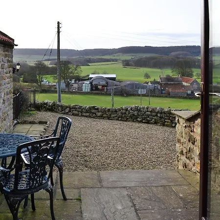 Swallows Nest-18094 * Cloughton